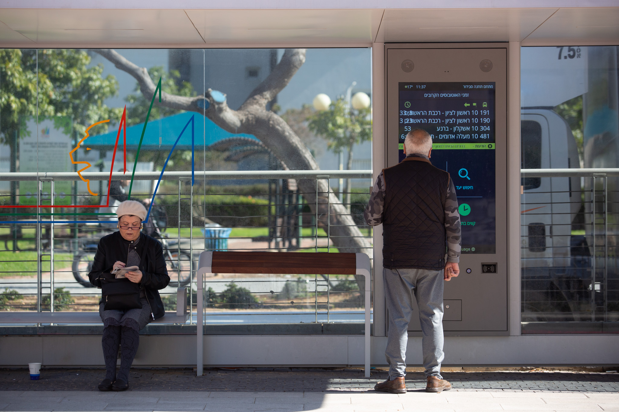 touch screen smart bus station touch screen smart bus station